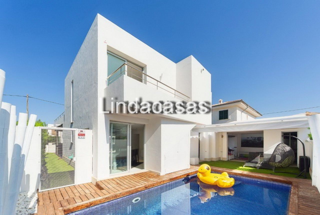 Elegantes Chalet mit Garage und Pool in ruhiger Lage von Sa Rapita --- CH 07 VK