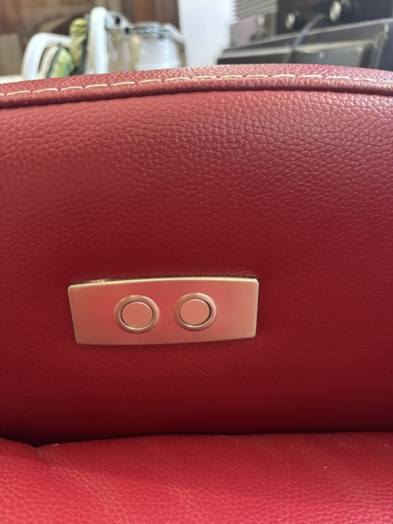 Elektrischer Relaxsessel aus echtem Leder – maximaler Komfort