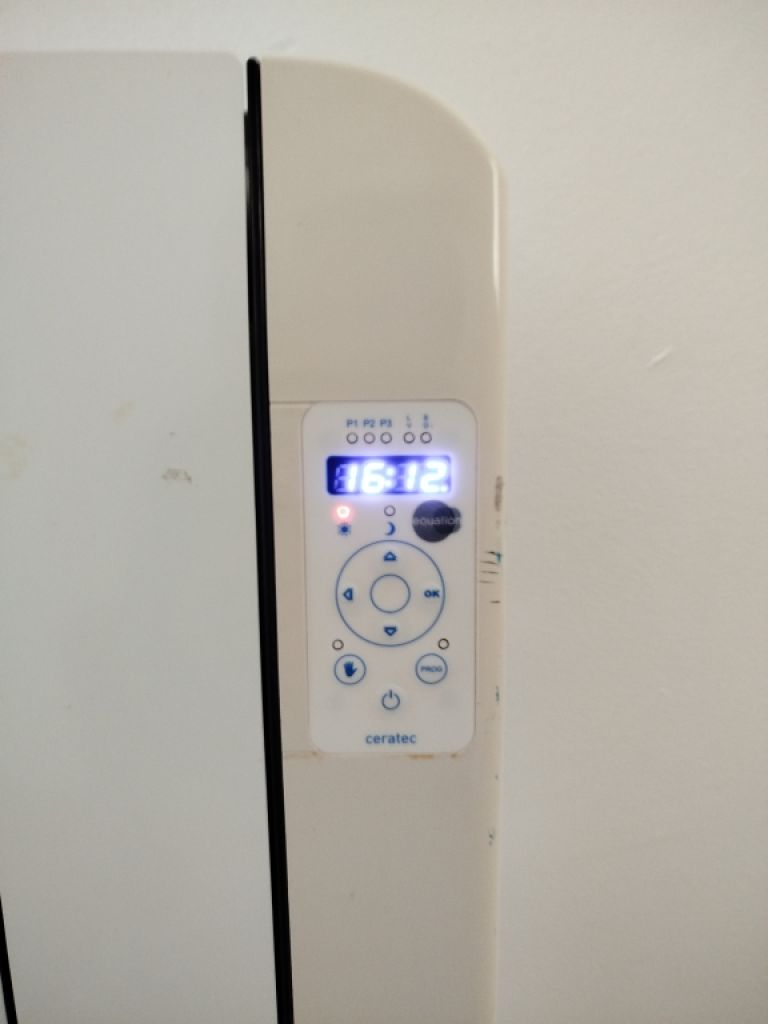 Elektro Heizung in weiß 2 Jahre alt