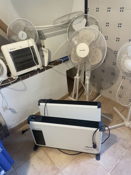 Calefactores eléctricos de varios tipos, 8 € cada uno
