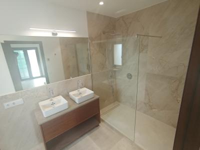 Enormously large new-build finca with aerothermal underfloor heating and partial sea views near S Ho