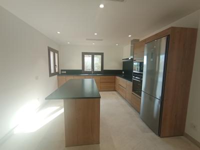 Enormously large new-build finca with aerothermal underfloor heating and partial sea views near S Ho