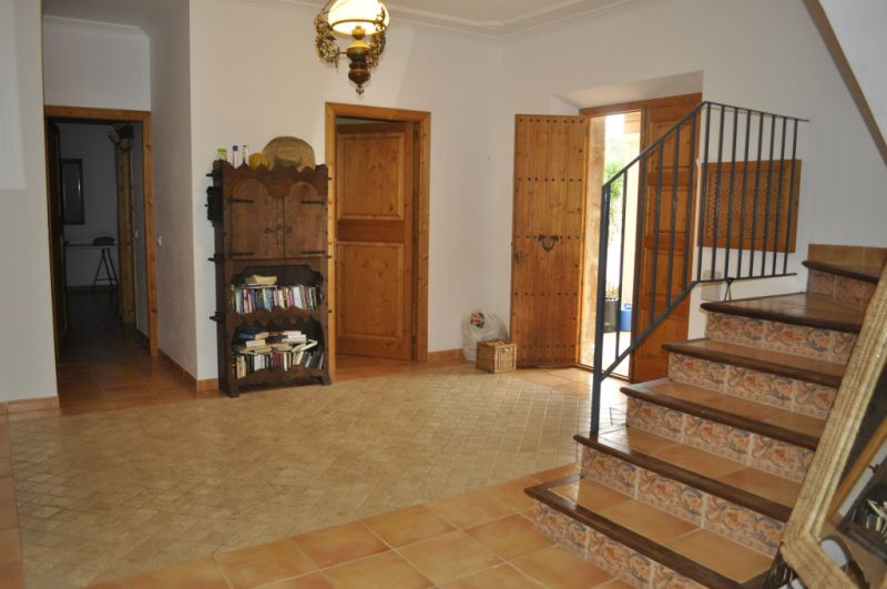 Enorme teilmöblierte FInca mit Ölheizung, Pool und Meerblick bei Porto Colom--- F 181