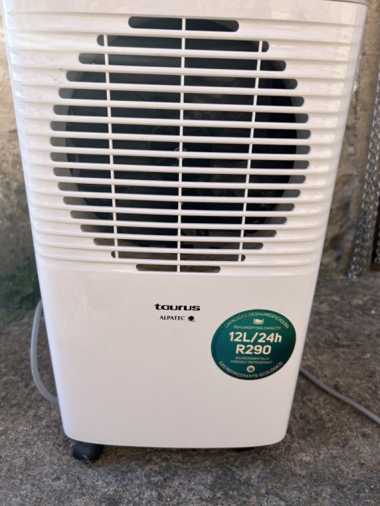 Deshumidificador poco usado