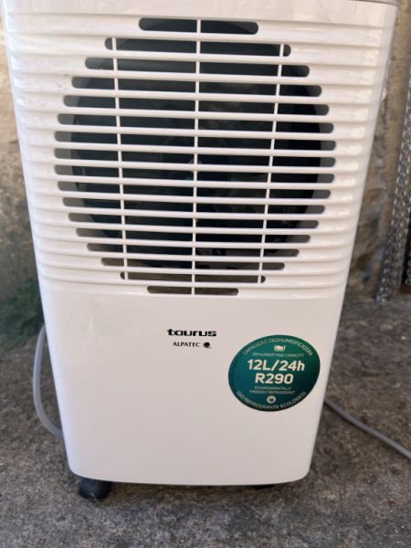 Deshumidificador poco usado