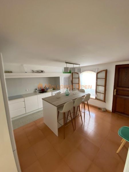Ground floor house for rent in Port Vell