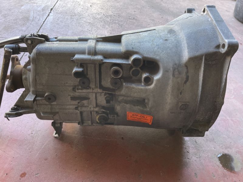 Parts lot BMW 525TSD E34 gearbox, shafts, complete central shaft