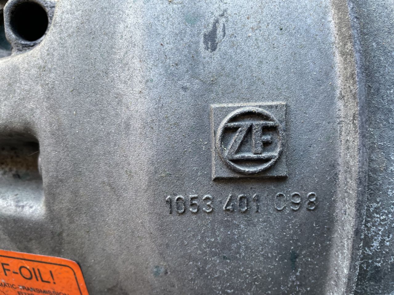 Parts lot BMW 525TSD E34 gearbox, shafts, complete central shaft