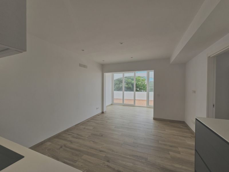 Primera ocupación, apartamento estiloso en Cala Dor con terraza XXL y jardín de invierno