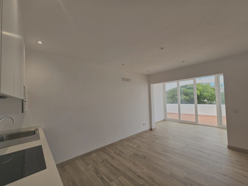 Primera ocupación, apartamento estiloso en Cala Dor con terraza XXL y jardín de invierno