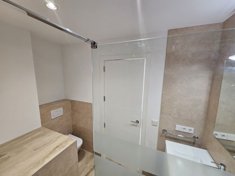 Primera ocupación, apartamento estiloso en Cala Dor con terraza XXL y jardín de invierno