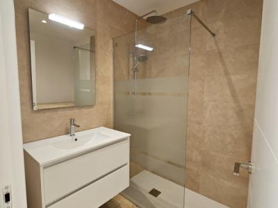 Primera ocupación, apartamento estiloso en Cala Dor con terraza XXL y jardín de invierno