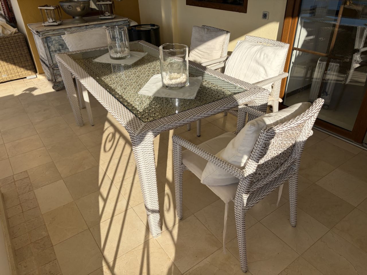 Conjunto de comedor para jardín