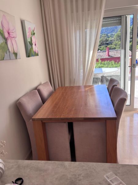 Esstisch mit 4 Sesseln (mit Rollen) — Camp de Mar, Mallorca — Nur Abholung