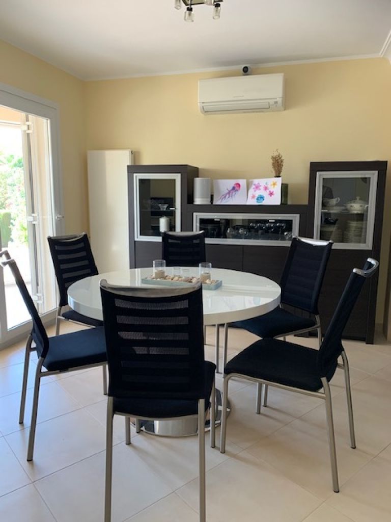 Esstisch mit 6 Stühlen, rund, ausziehbar, Venjakob