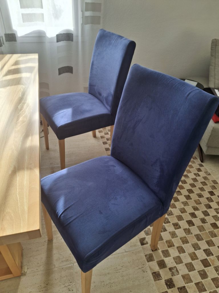 Esstisch mit Bank und Stühlen - Massivholz