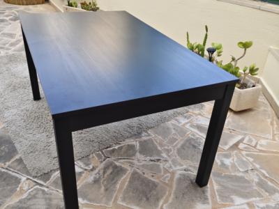 Black dining table