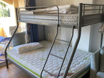 Etagen Bett neuwertig  inkl.Matratzen