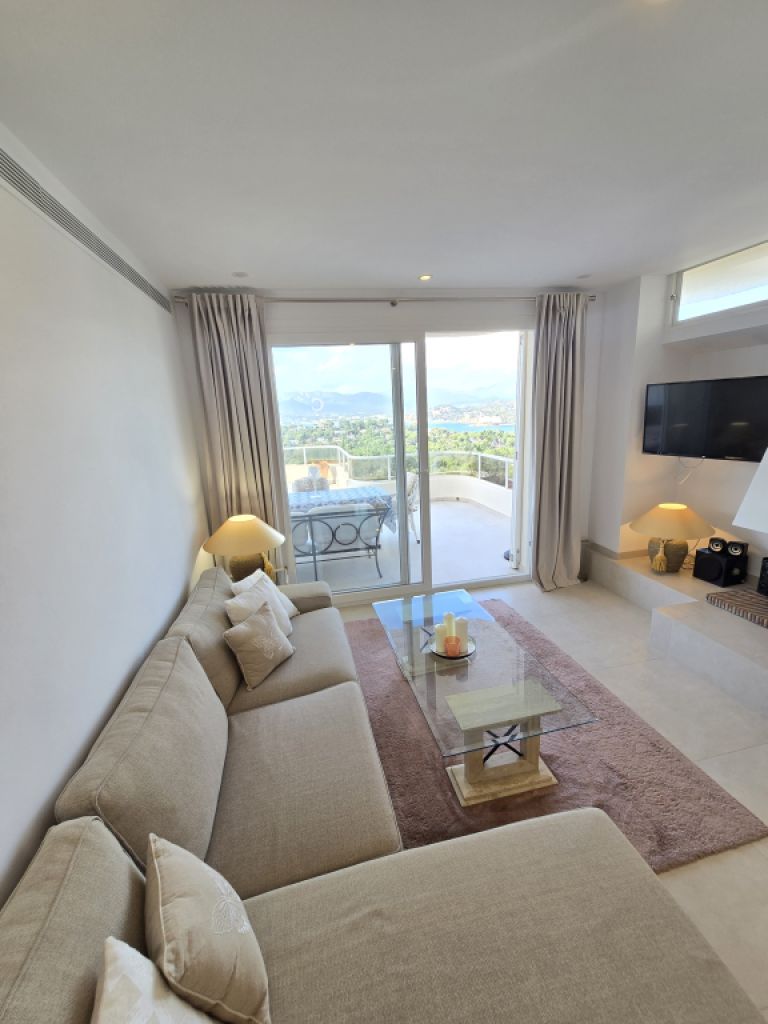 Exclusive Sea View Apartment in Santa Ponsa 2 BR, 2 Baths Newly Renovated
