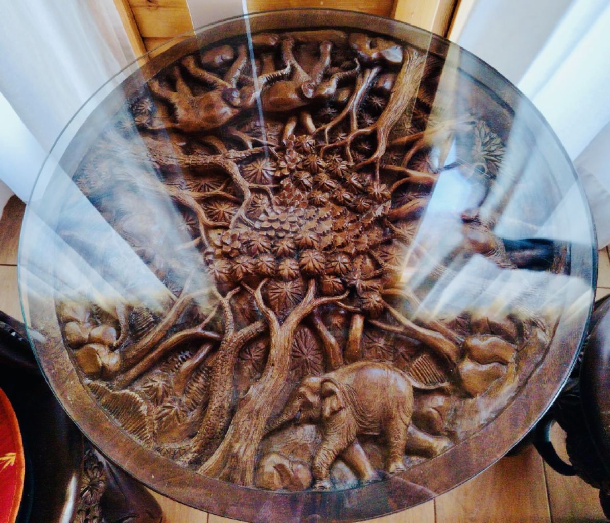 EXCLUSIVE:   Massive tropical wood seating set - 4 chairs and 1 table