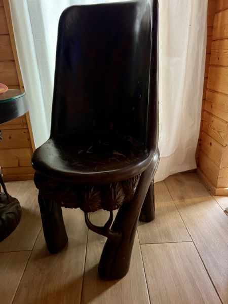 EXCLUSIVE:   Massive tropical wood seating set - 4 chairs and 1 table