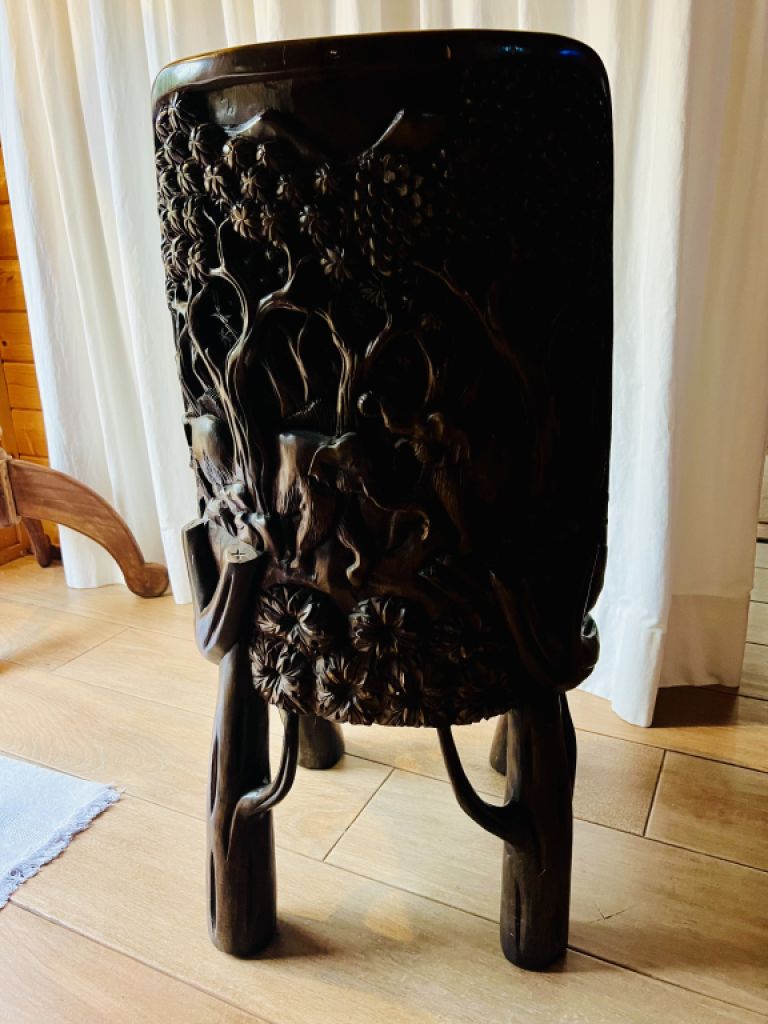 EXCLUSIVE:   Massive tropical wood seating set - 4 chairs and 1 table