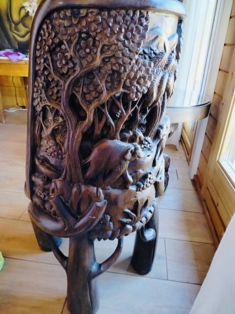 EXCLUSIVE:   Massive tropical wood seating set - 4 chairs and 1 table