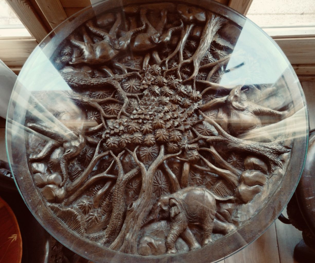 EXCLUSIVE:   Massive tropical wood seating set - 4 chairs and 1 table