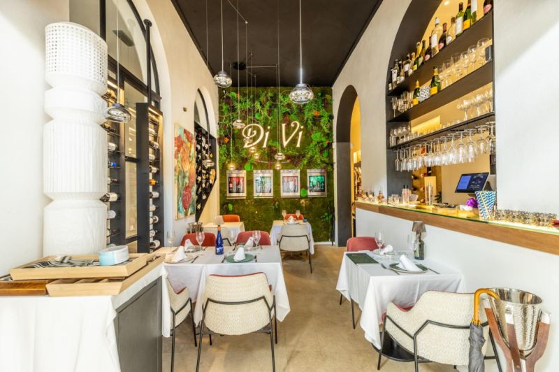 EXCLUSIVA: Casa residencial con licencia vacacional y local en Puerto Alcudia