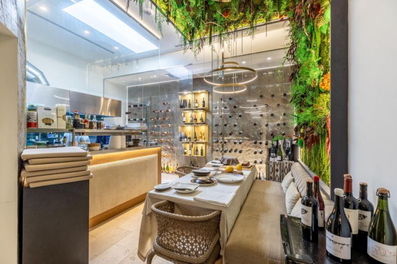 EXCLUSIVA: Casa residencial con licencia vacacional y local en Puerto Alcudia