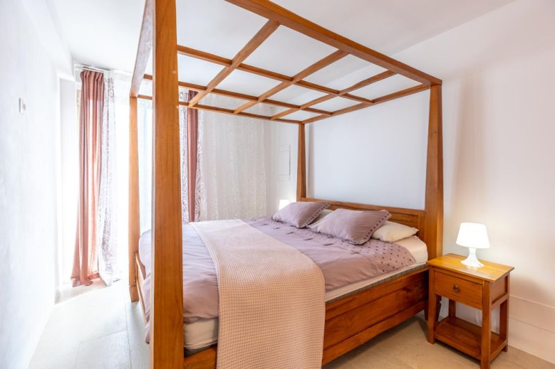 EXCLUSIVA: Casa residencial con licencia vacacional y local en Puerto Alcudia