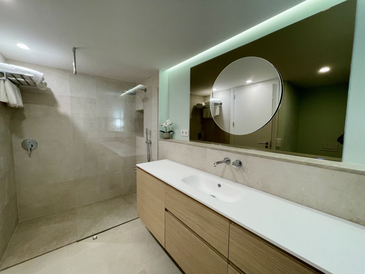 Exklusive Erstbezug-Wohnung nach kompletter Renovierung in Palma