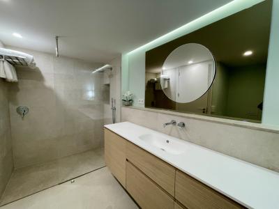 Exklusive Erstbezug-Wohnung nach kompletter Renovierung in Palma