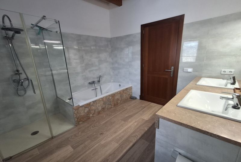 Exklusive und elegante 2 Etagenfinca mit allen Extras bei Campos-Felanitx -- F 50