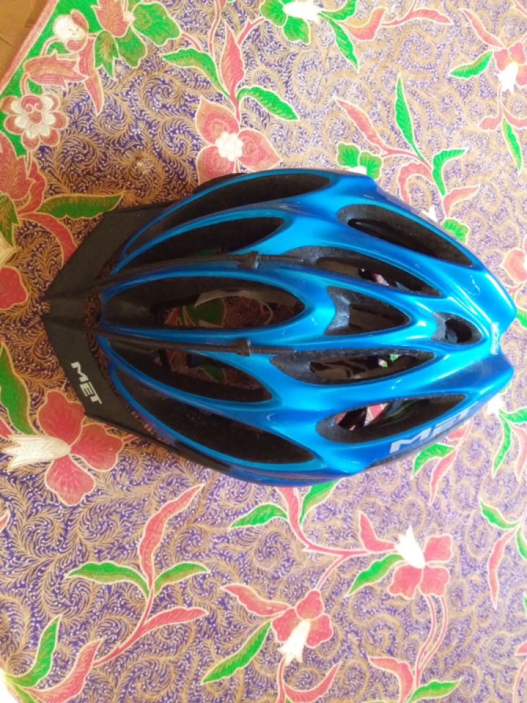 Fahrrad Helm