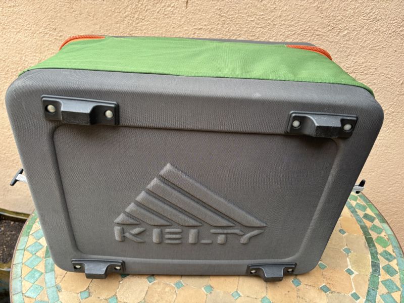 Nevera plegable, laterales blandos, tamaño mediano