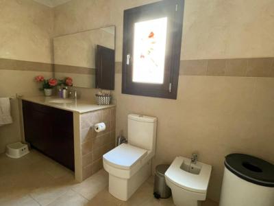 Fantastisches Dorfhaus im Chalet-Stil in Villafranca — Nahe dem Flughafen und 25 Minuten nach Palma