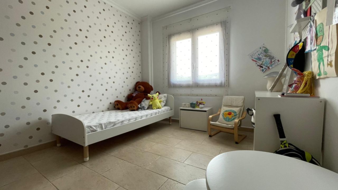 Fantastisches Dorfhaus im Chalet-Stil in Villafranca — Nahe dem Flughafen und 25 Minuten nach Palma