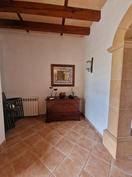 Fantastisches Haus in Arta zu vermieten – 240 m² Wohnfläche