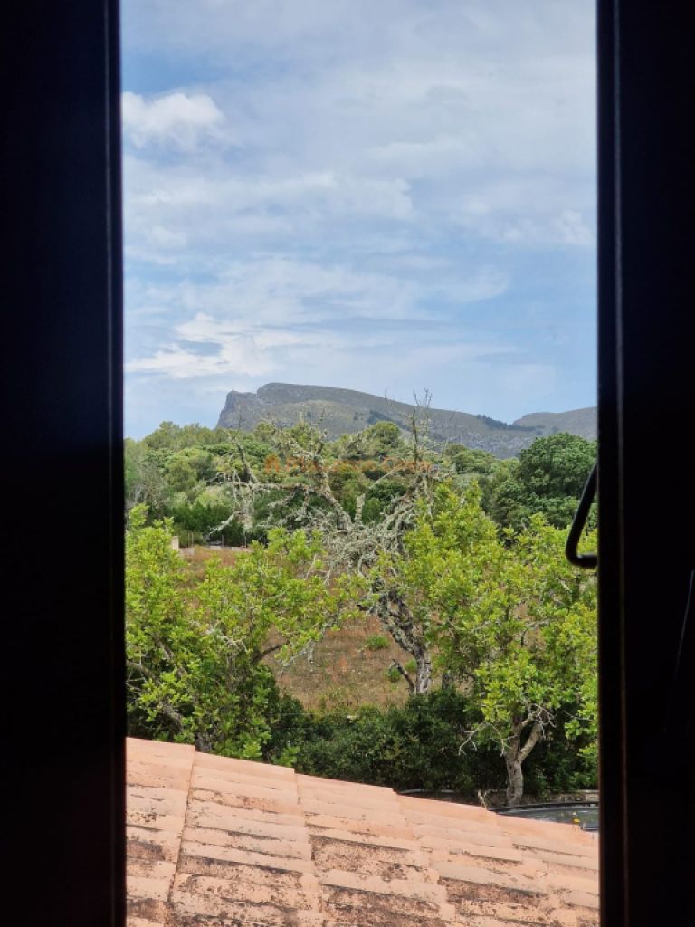 Fantastisches Haus in Arta zu vermieten – 240 m² Wohnfläche