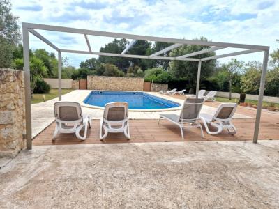 Fantastisches Haus in Arta zu vermieten – 240 m² Wohnfläche