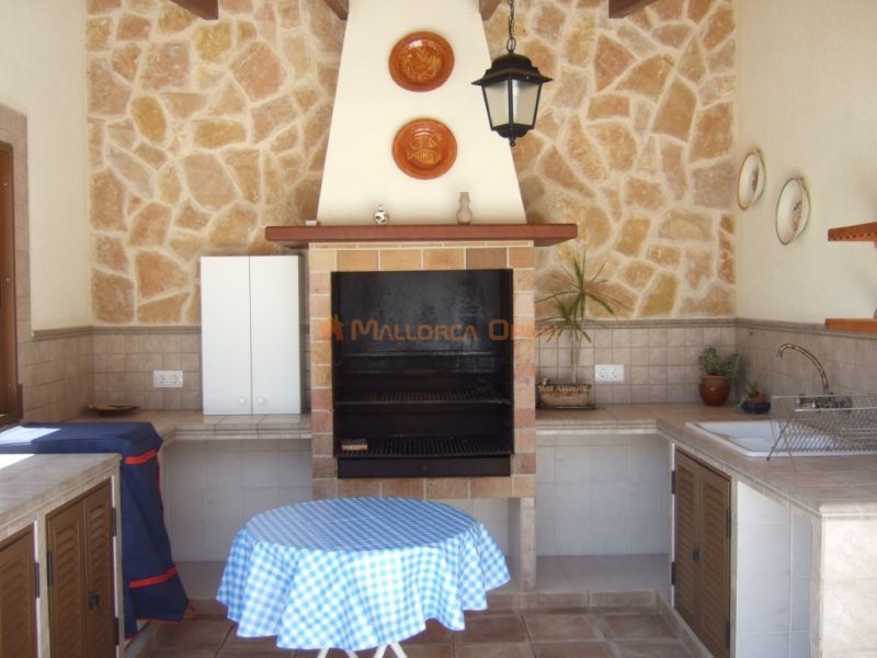 Fantastisches Haus in Arta zu vermieten – 240 m² Wohnfläche