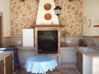 Fantastisches Haus in Arta zu vermieten – 240 m² Wohnfläche