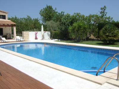 Fantastisches Haus in Arta zu vermieten – 240 m² Wohnfläche