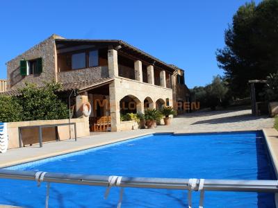 Fantastisches Haus zum Verkauf mit Gästewohnung zwischen Manacor und Alcudia