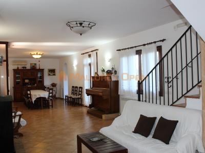 Fantastic house for sale with guest apartment between Manacor and Alcudia
