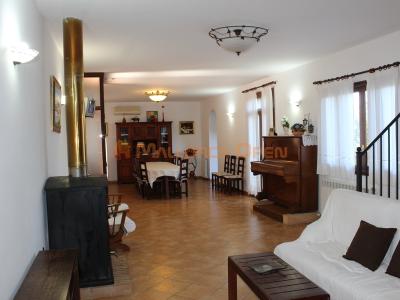 Fantastic house for sale with guest apartment between Manacor and Alcudia