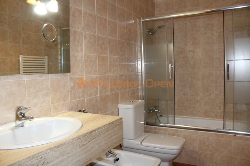 Fantastic house for sale with guest apartment between Manacor and Alcudia