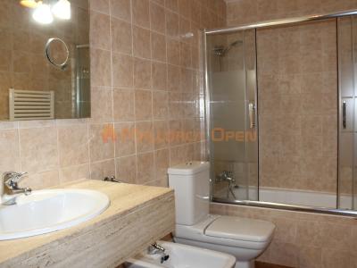 Fantastic house for sale with guest apartment between Manacor and Alcudia
