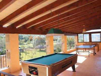 Fantastic house for sale with guest apartment between Manacor and Alcudia